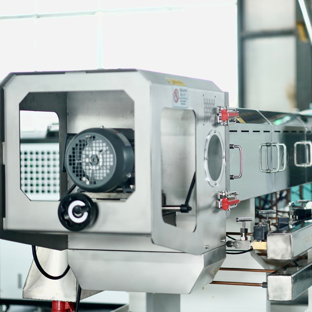 Двухшнековый экструдер LTE-72B